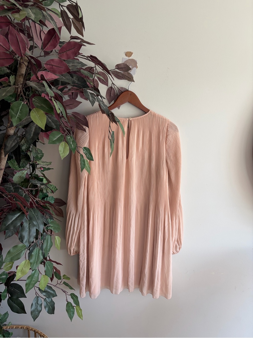 Wilfred Pleated Midi Dress in Blush - Picture 6 of 6